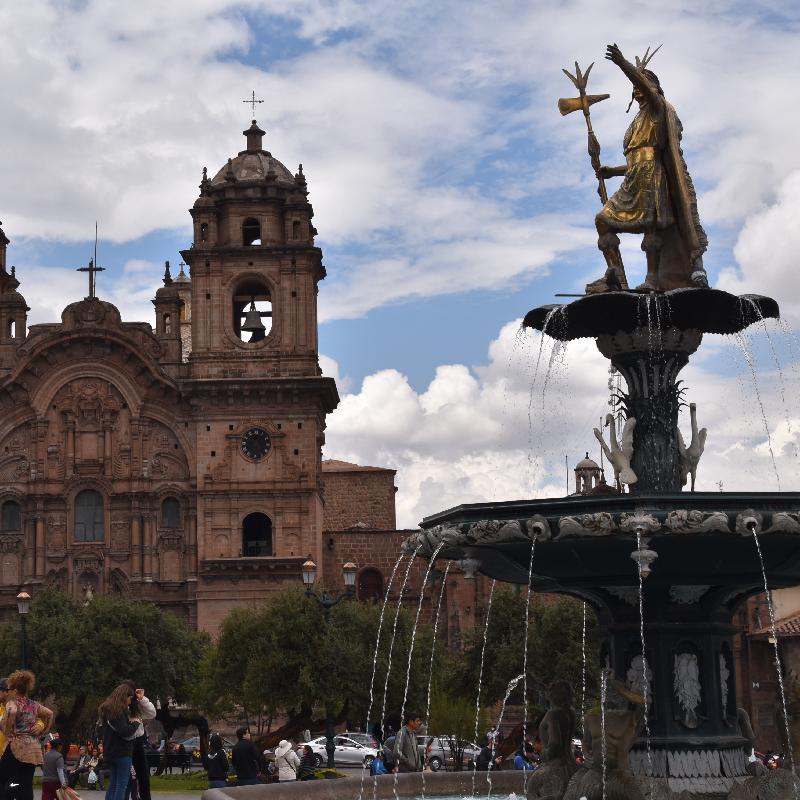 Place d'armes à Cusco